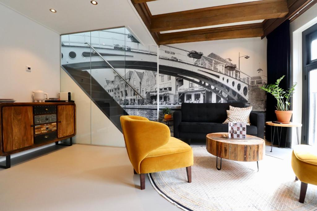 BBBB Family Suite room 5